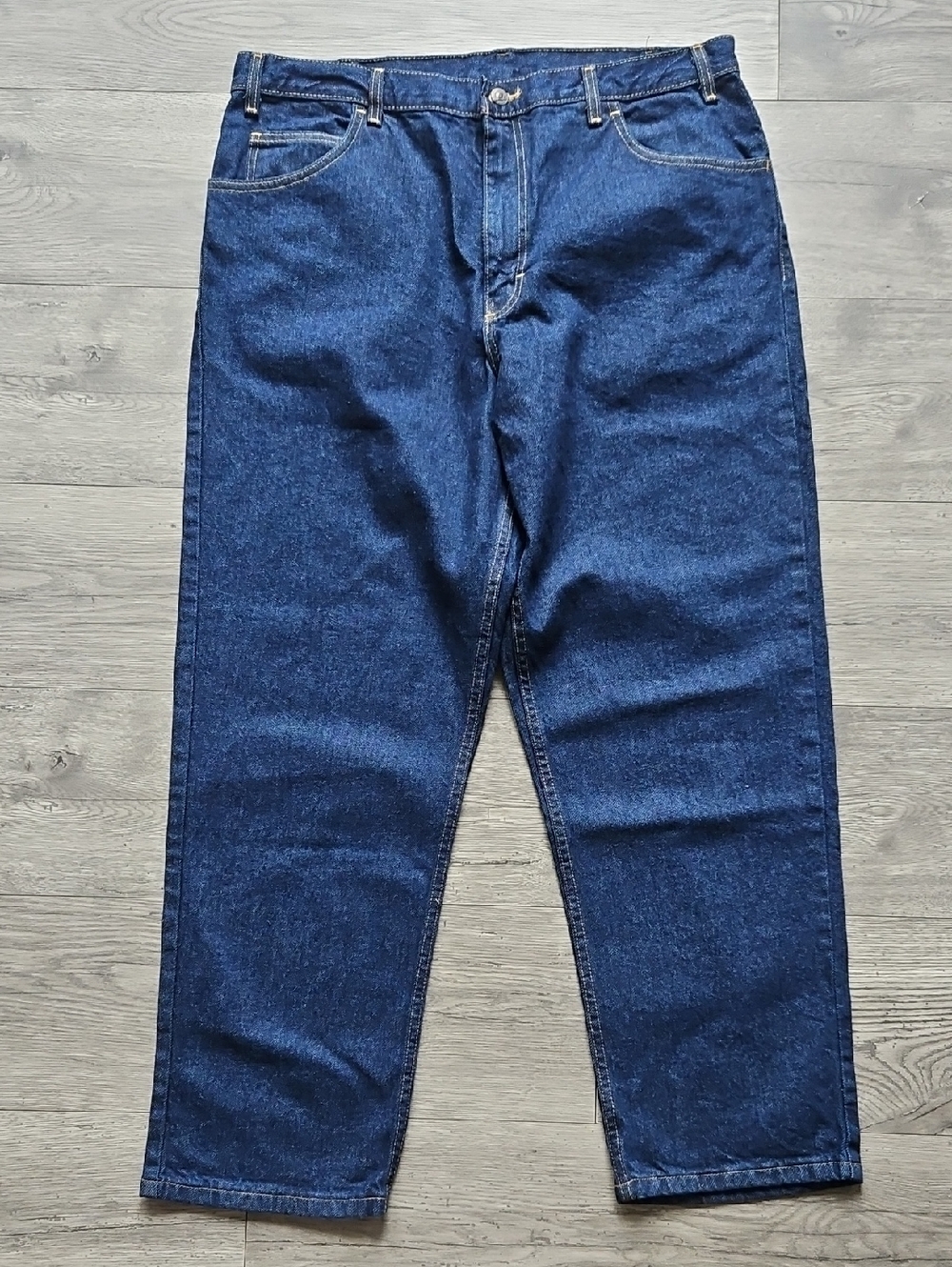 4/$20 WearGuard 38 X 30 Dark Wash Straight Leg Denim Jeans